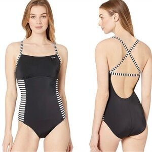 Nike Women's Crossback One Piece Bathing Suit